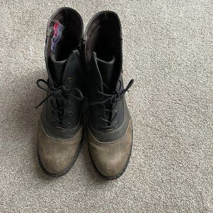 Reiker Boots, Size 40 (US size 10), Neutral Tan Colour